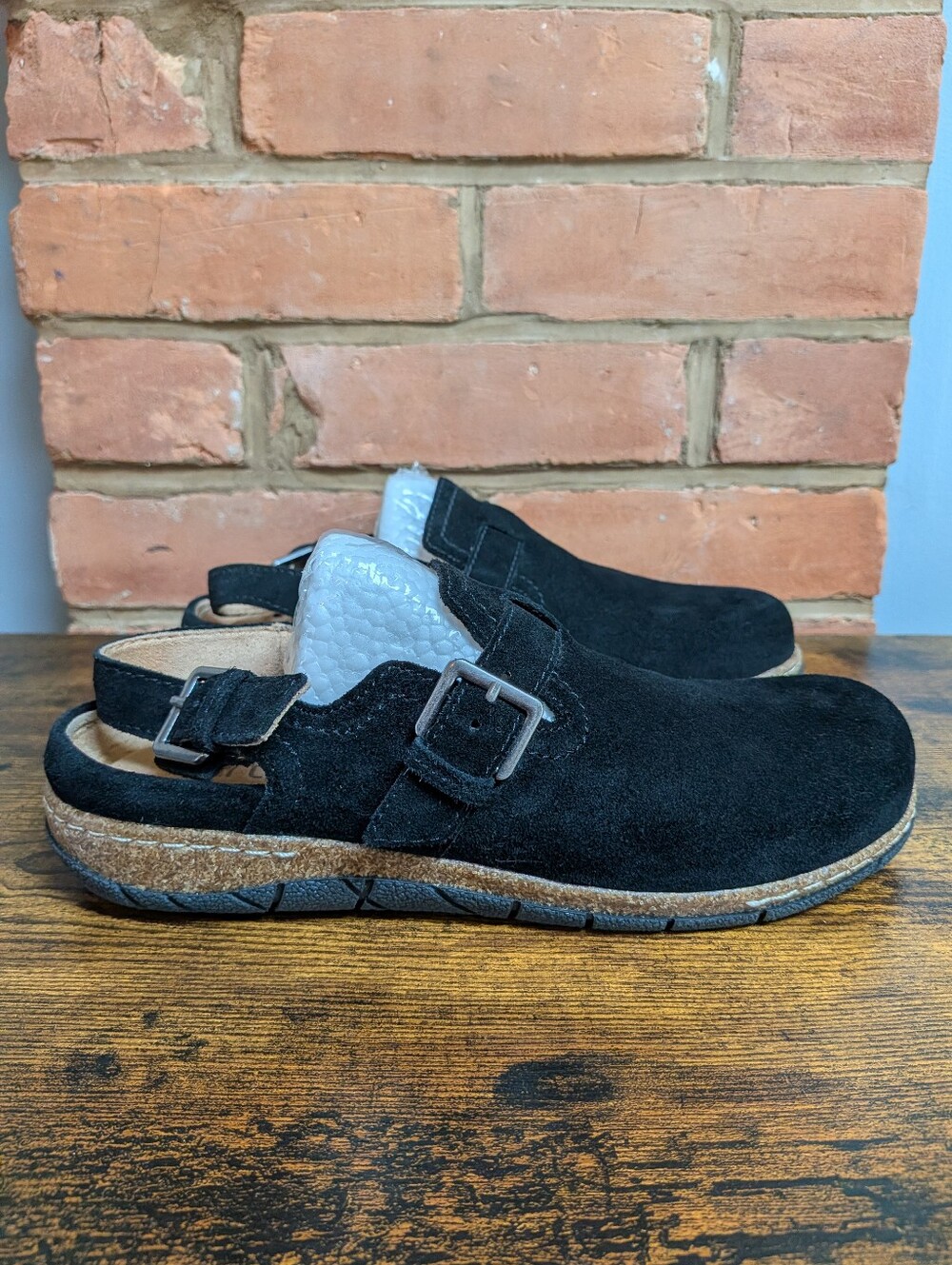Earth Elmonte Black Suede Slingback Clogs with Buckle Strap Size 8.5 US